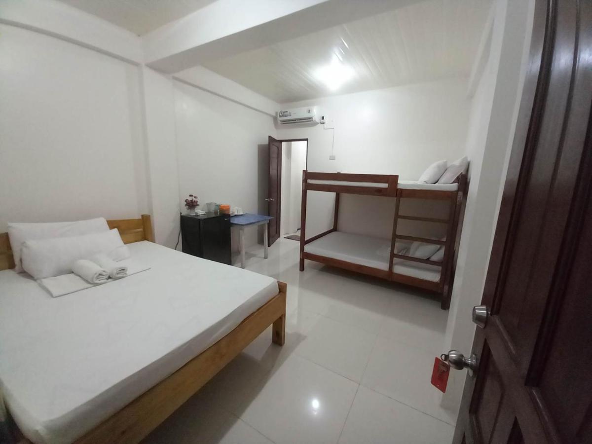 Czarina Transient House Ξενοδοχείο Alaminos Εξωτερικό φωτογραφία